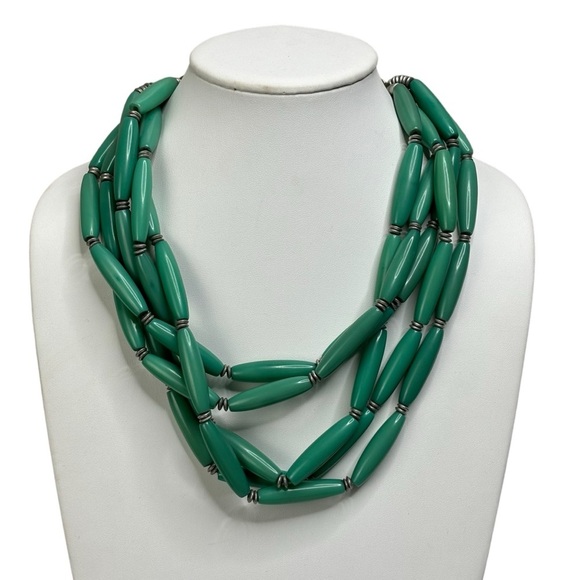 Chico’s 18” Multi Strand Necklace Spearmint Green 1” Oval Beads Silver Accents - Picture 1 of 7